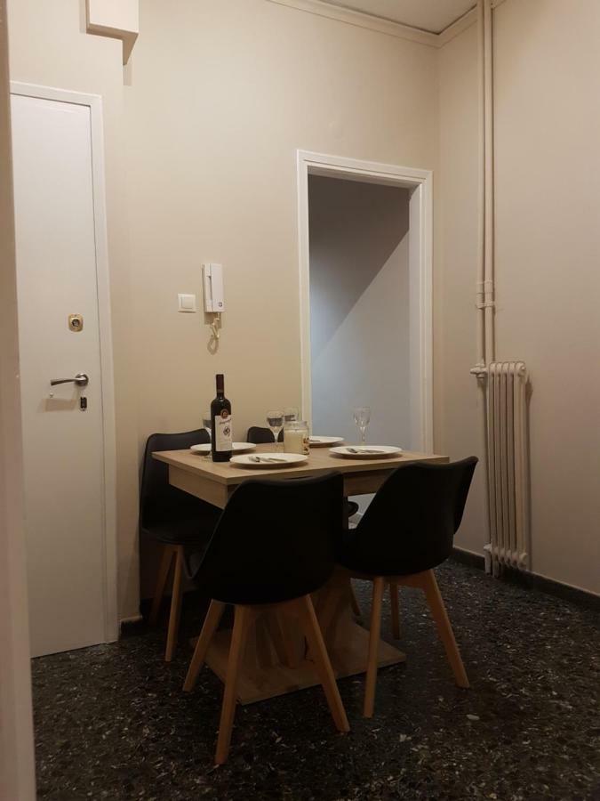 Apartamento Katehaki Metro Flat Atenas Exterior foto